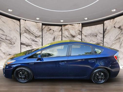 2014 Toyota Prius Two