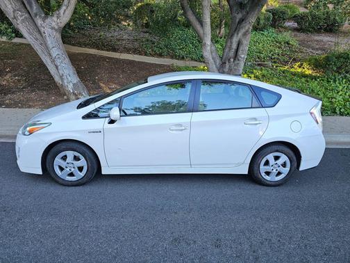 2010 Toyota Prius II