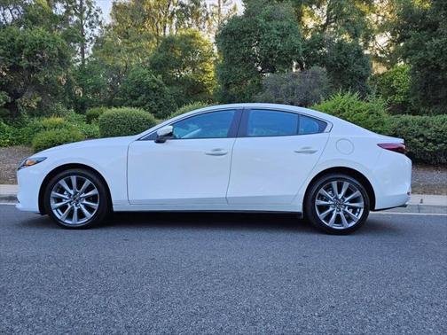 2025 Mazda Mazda3 FWD w/Preferred Package