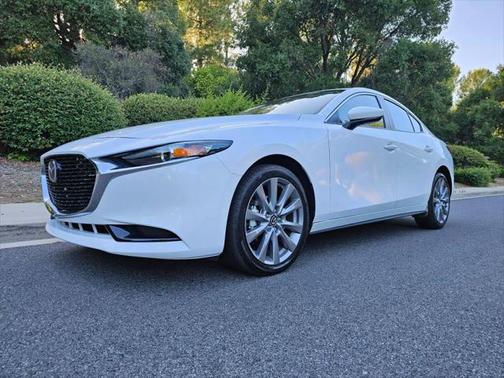 2025 Mazda Mazda3 FWD w/Preferred Package