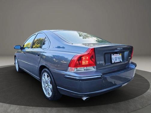 2005 Volvo S60 2.5T
