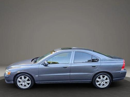 2005 Volvo S60 2.5T