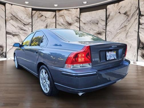 2005 Volvo S60 2.5T