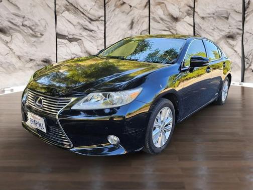 2013 Lexus ES 300h Base