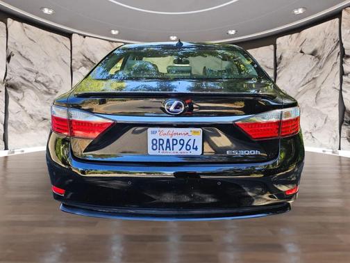 2013 Lexus ES 300h Base