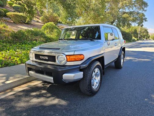 2008 Toyota FJ Cruiser Base
