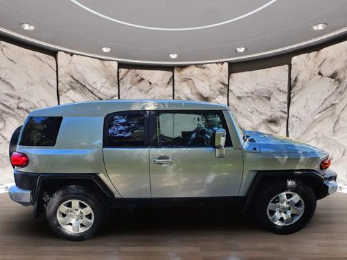 2008 Toyota FJ Cruiser Base