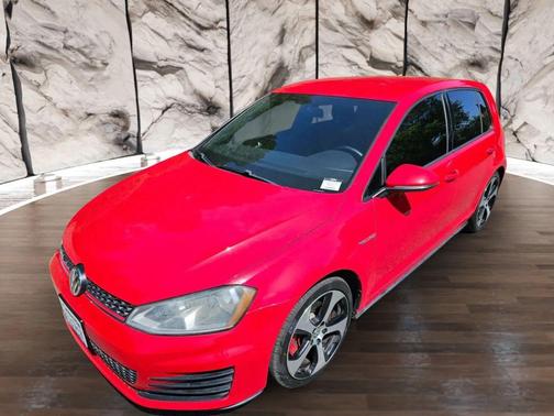 2015 Volkswagen Golf GTI 2.0T S 4-Door