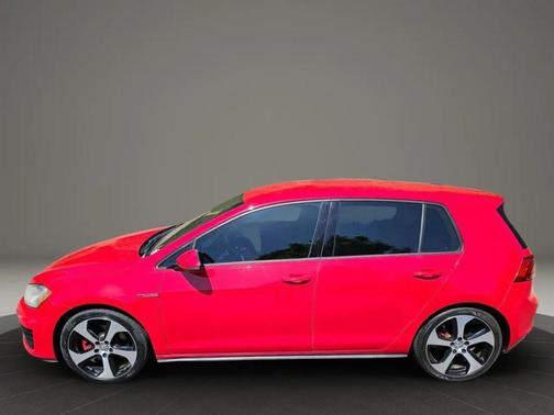 2015 Volkswagen Golf GTI 2.0T S 4-Door