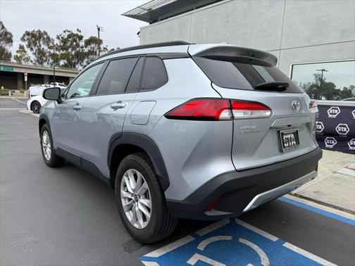 2022 Toyota Corolla Cross LE