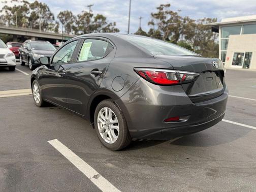 2017 Toyota Yaris iA Base