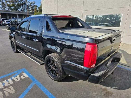 2007 Cadillac Escalade EXT Base