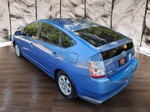 2005 Toyota Prius Base