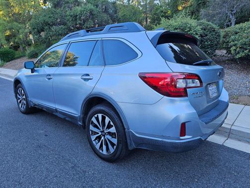 2017 Subaru Outback 3.6R Limited