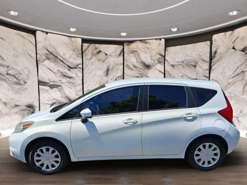 2016 Nissan Versa Note SV