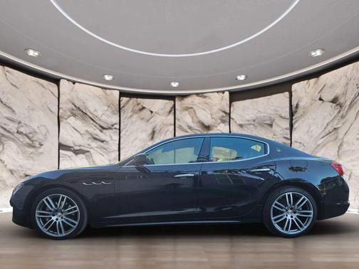 2019 Maserati Ghibli Sedan 4D