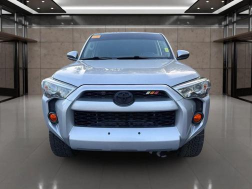 2018 Toyota 4Runner SR5 Sport Utility 4D