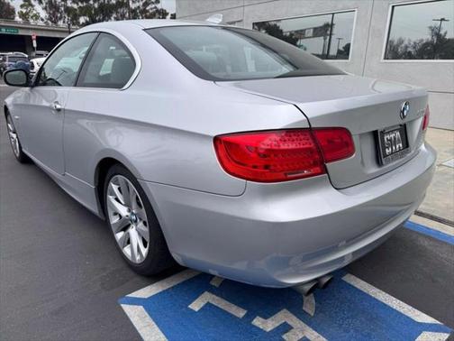 2011 BMW 328 328i Sedan 4D