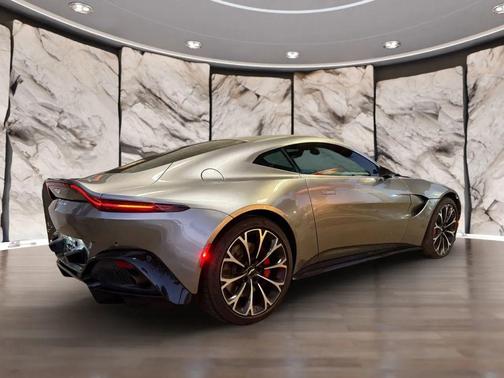 2019 Aston Martin Vantage Coupe 2D