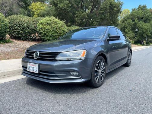 2016 Volkswagen Jetta 1.8T Sport