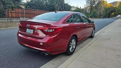 2017 Hyundai SONATA SE