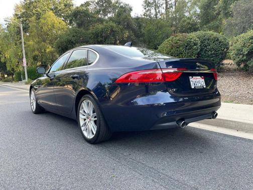 2017 Jaguar XF 35t Prestige