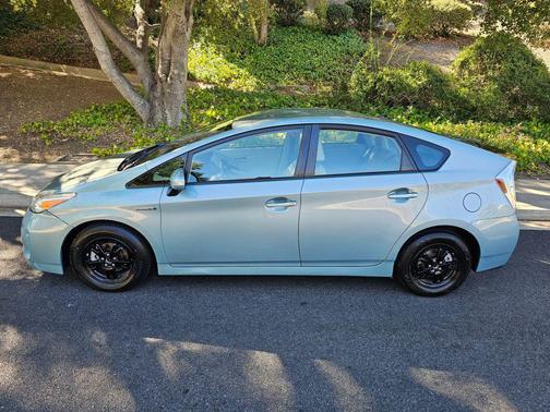 2014 Toyota Prius Two