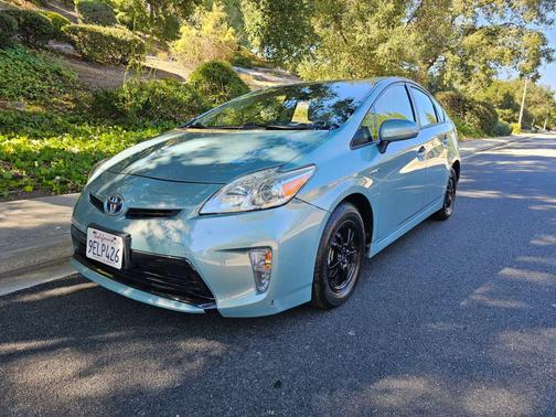2014 Toyota Prius Two