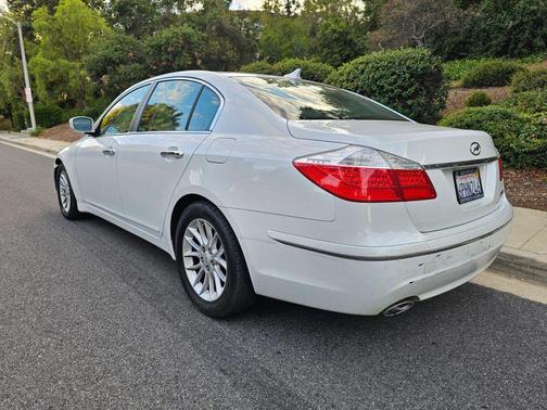 2011 Hyundai Genesis 3.8