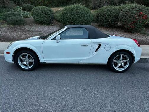 2005 Toyota MR2 Spyder Convertible 2D