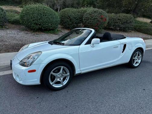 2005 Toyota MR2 Spyder Convertible 2D