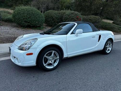 2005 Toyota MR2 Spyder Convertible 2D