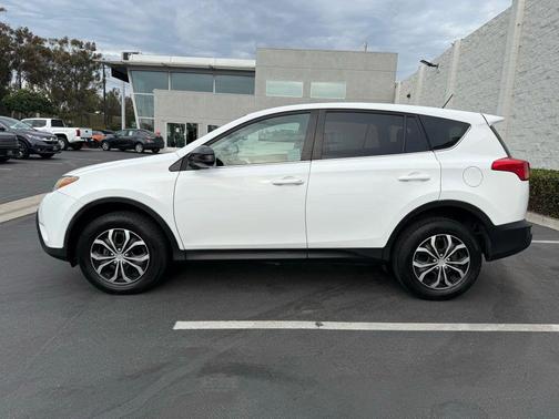 2014 Toyota RAV4 LE