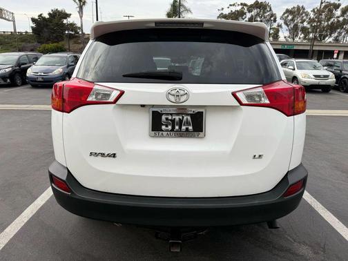 2014 Toyota RAV4 LE