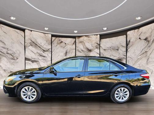 2015 Toyota Camry Hybrid SE