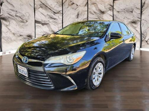 2015 Toyota Camry Hybrid SE