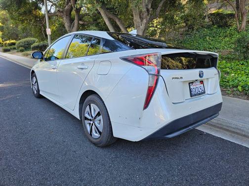 2018 Toyota Prius Two