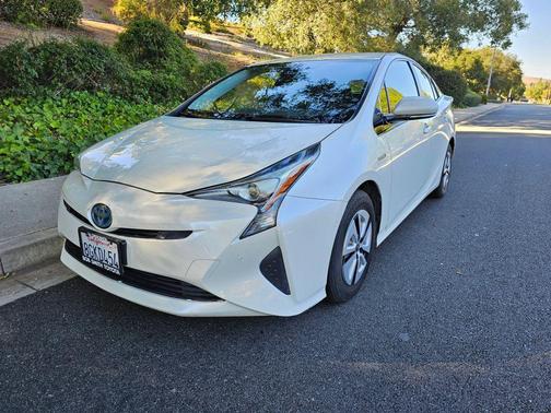 2018 Toyota Prius Two