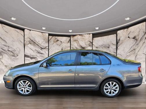 2010 Volkswagen Jetta Limited Edition