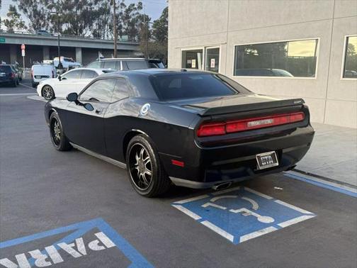 2010 Dodge Challenger SRT8