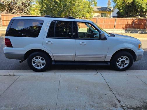 2003 Ford Expedition XLT