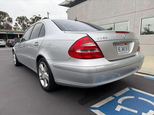 2006 Mercedes-Benz E-Class E 350 Sedan 4D