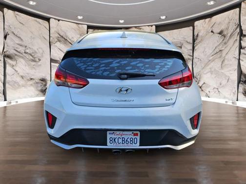 2019 Hyundai Veloster Base