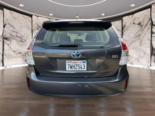 2017 Toyota Prius v Three