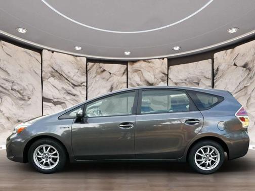 2017 Toyota Prius v Three