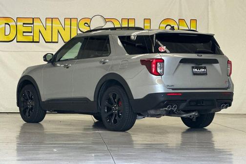 Iconic Silver Metallic 2023 Ford Explorer ST