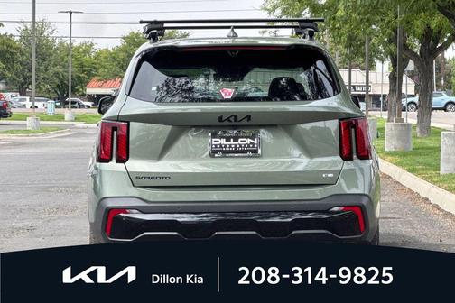 Jungle Green 2026 Kia Sorento SX