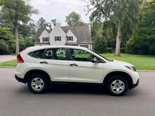 White 2014 Honda CR-V LX