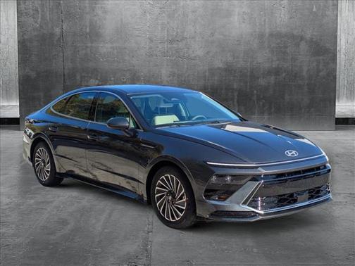 2025 Hyundai SONATA Hybrid SE