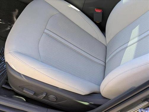 2025 Hyundai SONATA Hybrid SE